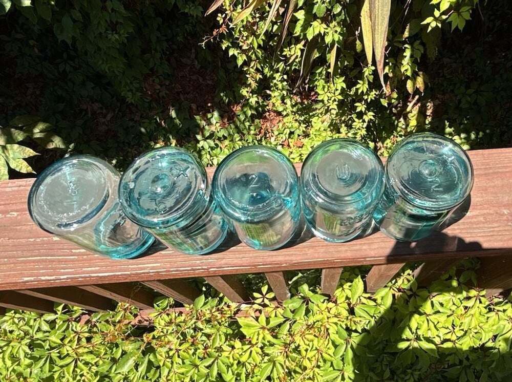 Set of 5 Vintage Blue Ball Perfect Mason Jars, Various Numbers, No Lids - Picture 5 of 12